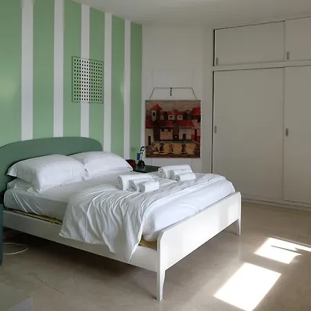 Coccodrilla Villa *